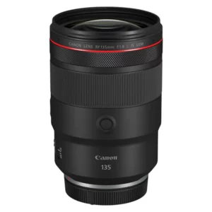 Canon RF 135mm f/1.8L IS USM : Téléobjectif haut de gamme pour appareils photo hybrides Canon EOS R. Offre une ouverture rapide f/1.8, stabilisation d'image IS, et qualité optique exceptionnelle pour les portraits et la photographie en faible lumière.